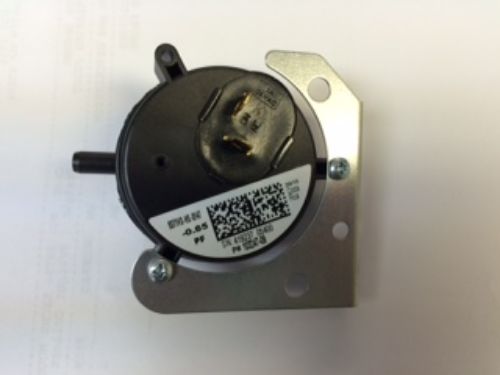 Picture of PRESSURE SWITCH 0.65 WC